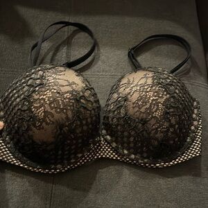 Victoria’s Secret bra